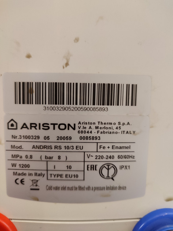 Ariston villanybojler adattábla 1. példa